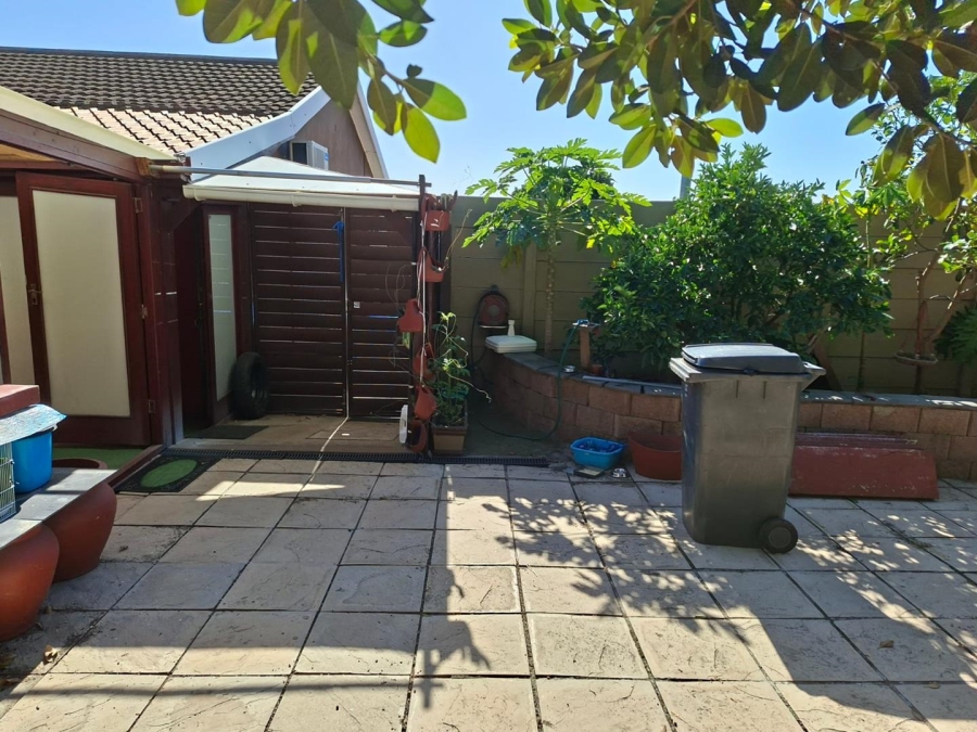 5 Bedroom Property for Sale in Protea Heights Western Cape
